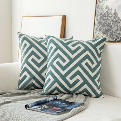 Hewett Cushions
