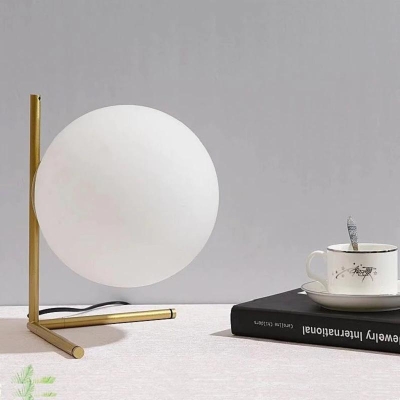 Lampe de table noire