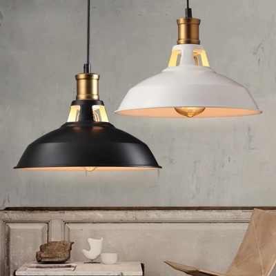 Lampe suspendue robuste