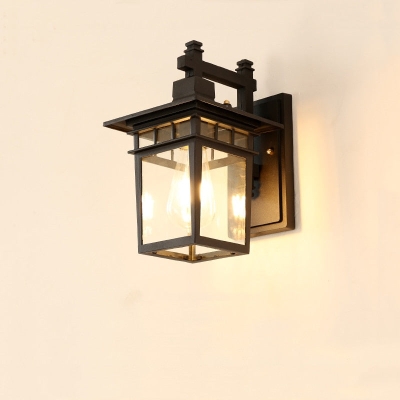 Hamptons Outdoor Wall Light